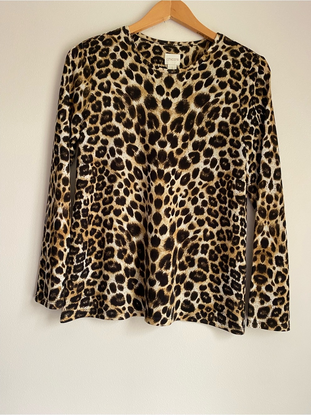 Chico’s leopard cheetah print shirt size 1